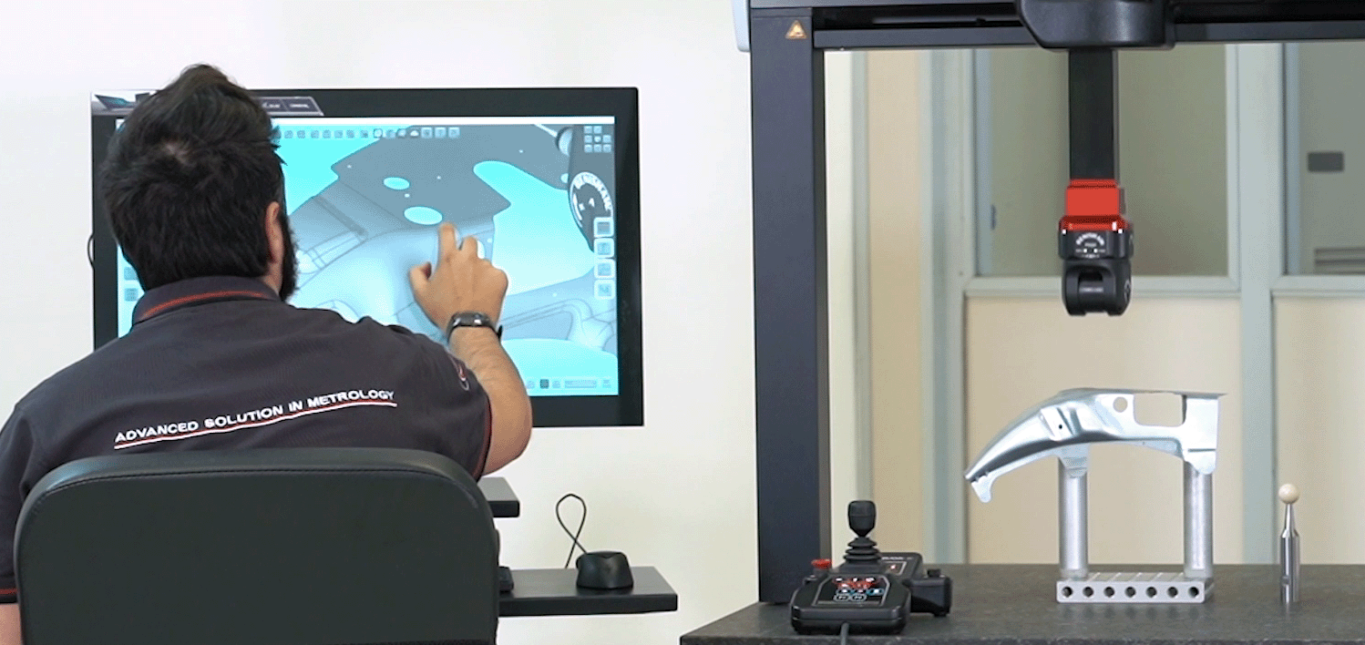 CMM Operator TouchDMIS